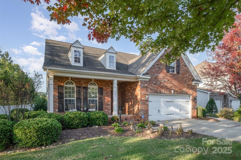 Property image 2 at 1001 Hatton Terrace, Fort Mill, SC 29707