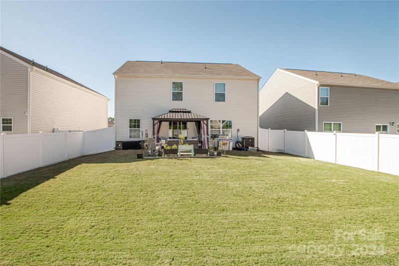 Property image 2 at 2154 Eastway Drive, Dallas, NC 28034