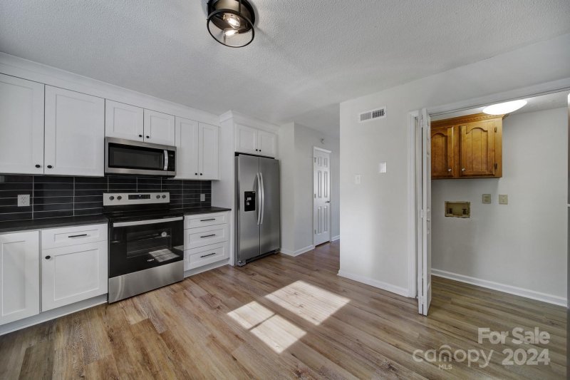 Property image 3 at 442 Stoneycreek Lane, Rock Hill, SC 29730