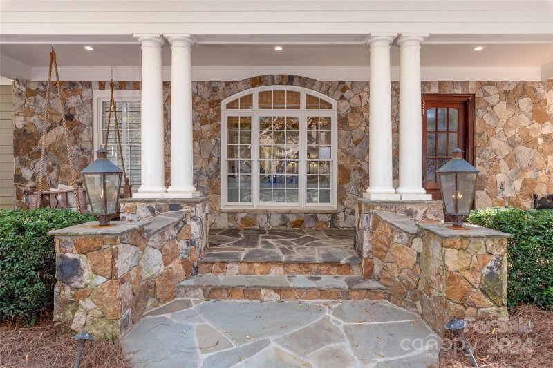 Property image 2 at 8432 Highgrove Street, Charlotte, NC 28277