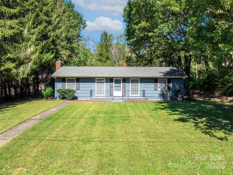 Property image 2 at 135 Birch Lane, Arden, NC 28704