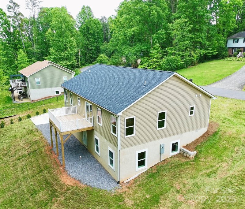 Property image 5 of 206 Fairway Drive in Forest Hills, Rutherfordton, NC 28139