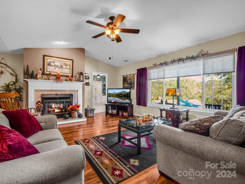 Property image 4 at 650 New Village Drive, Hendersonville, NC 28791