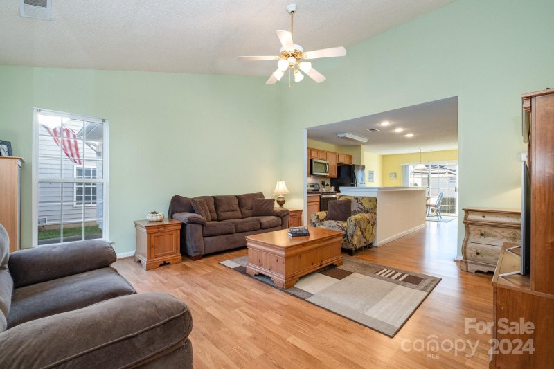 Property image 2 at 2102 Wexford Way, Statesville, NC 28625