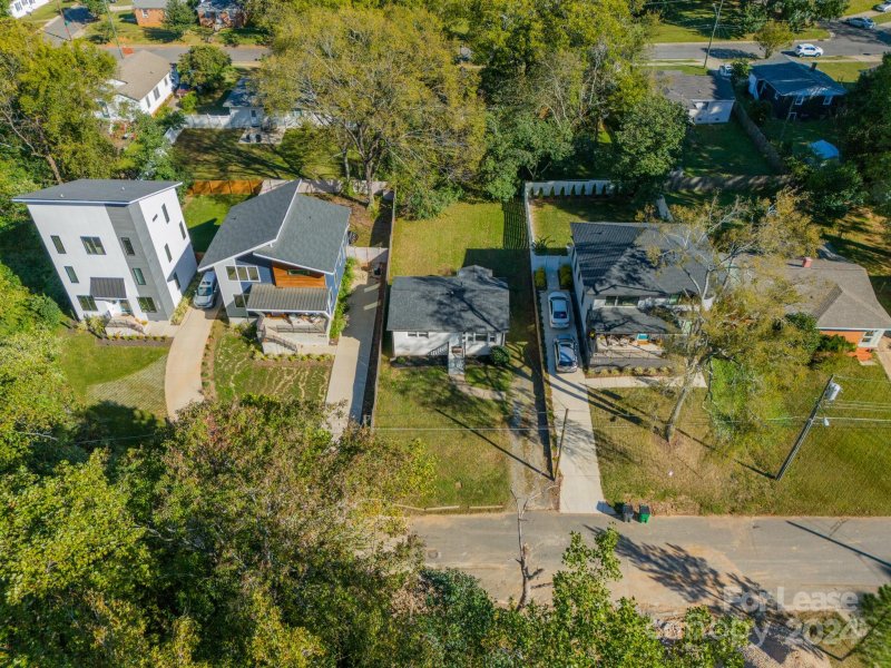 Property image 4 at 1936 St Mark Street, Charlotte, NC 28216