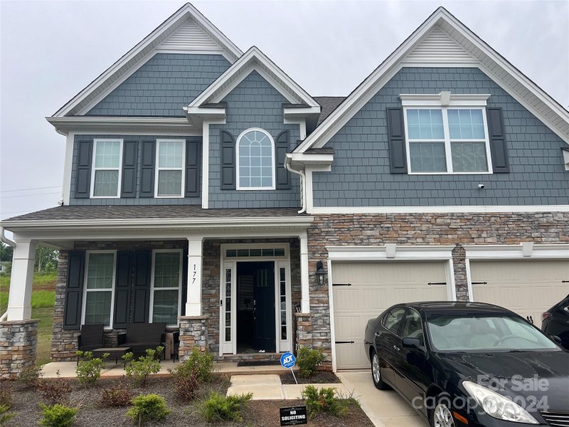 Property image 2 of 177 Rhuidean Court in Falls Cove at Lake Norman, Troutman, NC 28166