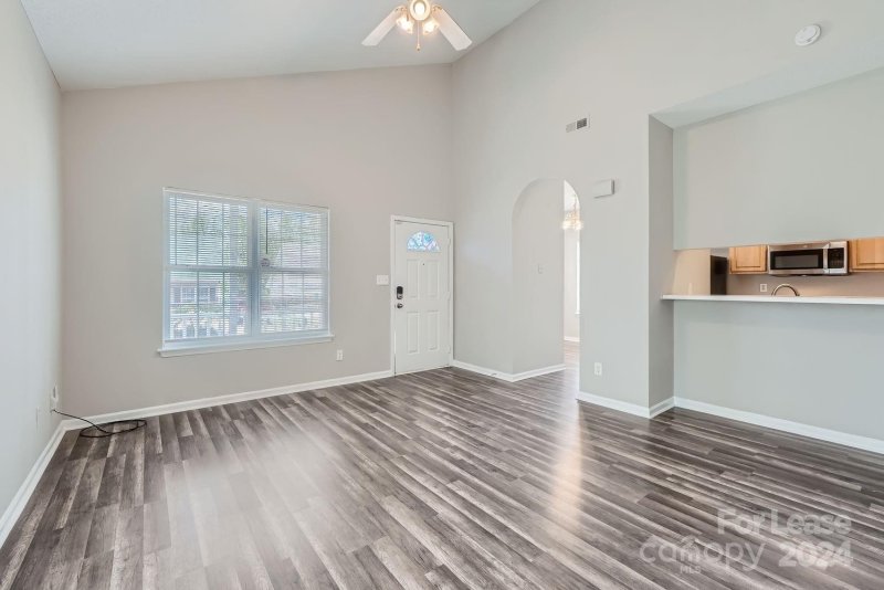 Property image 4 at 6316 Derryfield Drive, Charlotte, NC 28213