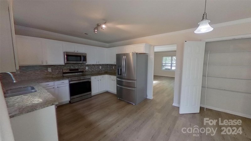 Property image 4 at 4813 Stowe Derby Drive, Charlotte, NC 28278