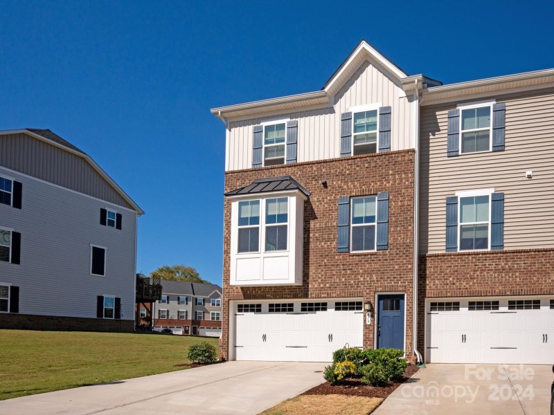 Property image 3 at 419 Dalton Circle, Fort Mill, SC 29715