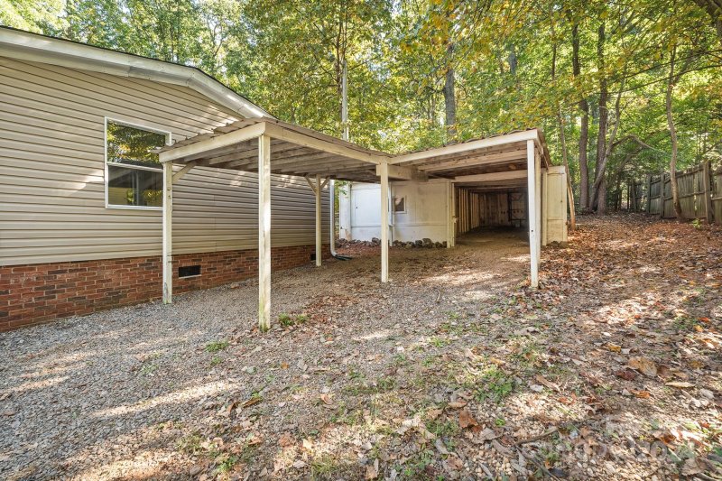 Property image 4 at 5027 Sierra Drive, Maiden, NC 28650