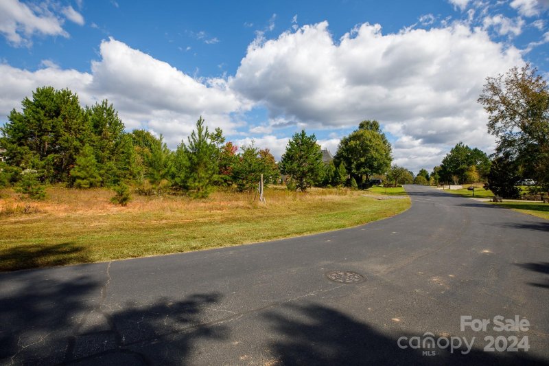 Property image 5 at 7415 Barrington Ridge Drive, Fort Mill, SC 29707