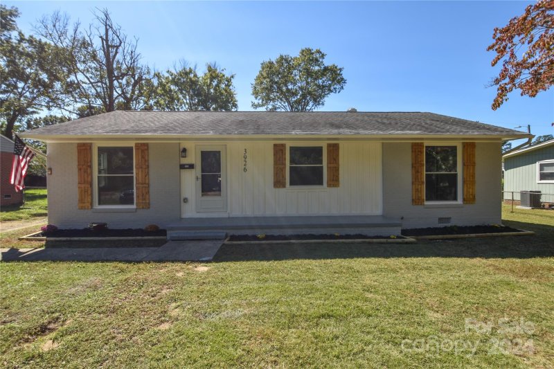 Property image 4 at 3926 Foxford Place, Charlotte, NC 28215