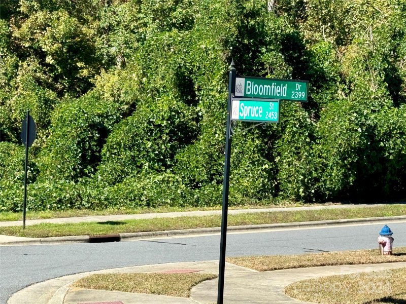 Property image 2 at 2448 Spruce Street, Kannapolis, NC 28081