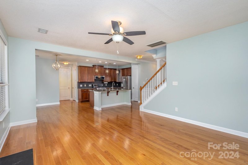 Property image 5 at 122 Tulip Drive, Mooresville, NC 28117