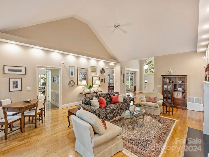 Property image 5 at 1831 Bardstown Road, Charlotte, NC 28226