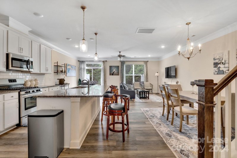 Property image 5 at 5546 Harris Cove Drive, Charlotte, NC 28269