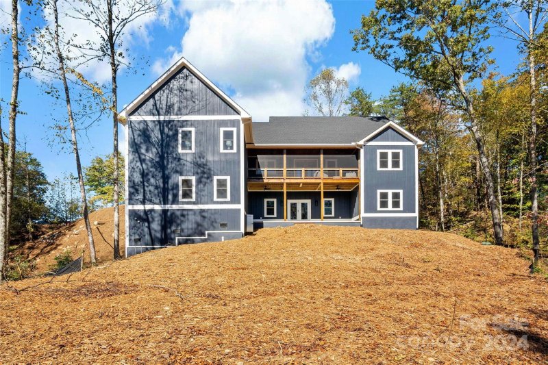 Property image 3 at 143 Sunny Morning Court, Hendersonville, NC 28792