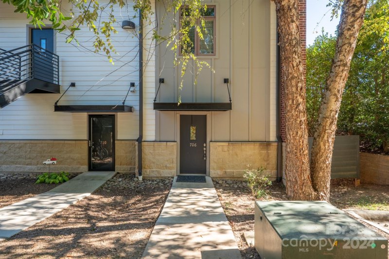 706 Cotton Gin Alley