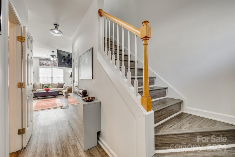 Property image 3 at 2045 Lennox Square Road, Charlotte, NC 28210