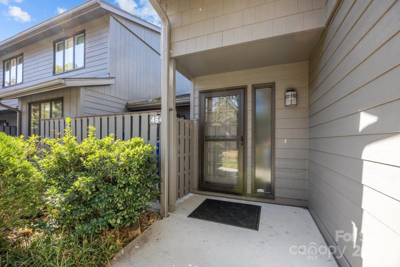 Property image 2 at 464 Crowfields Drive, Asheville, NC 28803