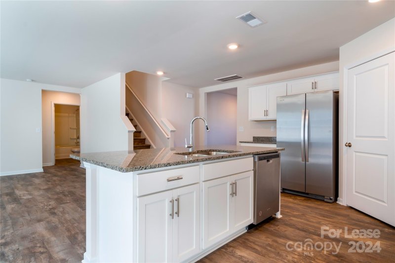 Property image 5 at 7882 Shallowbrook Drive, Sherrills Ford, NC 28673