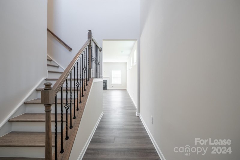 Property image 2 at 15307 Lake Ridge Road, Charlotte, NC 28278