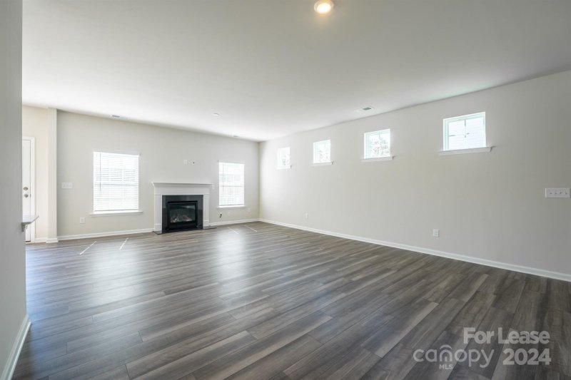 Property image 3 at 15307 Lake Ridge Road, Charlotte, NC 28278