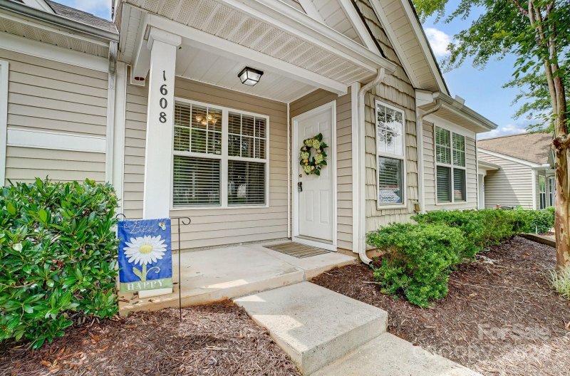 Property image 2 at 1608 Heather Chase Drive, Fort Mill, SC 29707