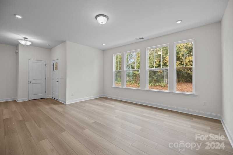 Property image 4 at 2027 Near Point Road, Charlotte, NC 28208