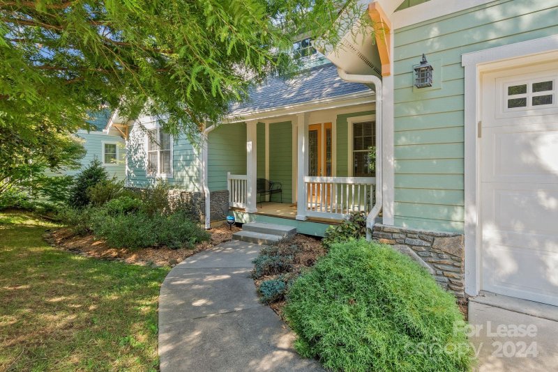 Property image 5 at 18 Oakhaven Terrace, Asheville, NC 28803