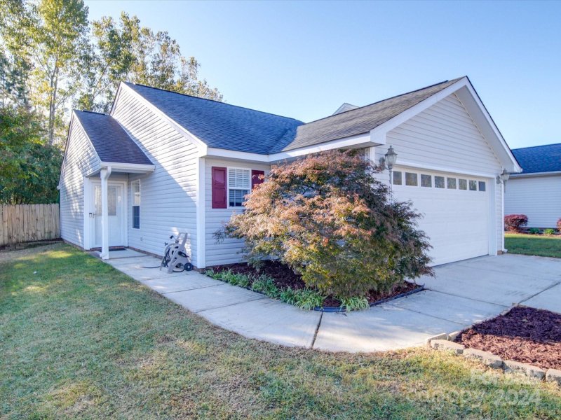 1672 Sandpiper Drive
