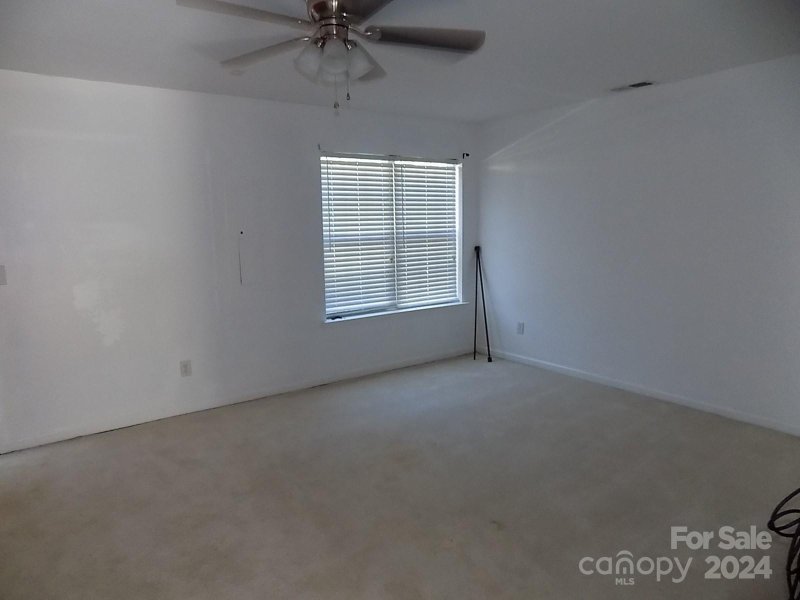 Property image 3 of 141 Rock Ridge Lane in Riverfront, Mount Holly, NC 28120