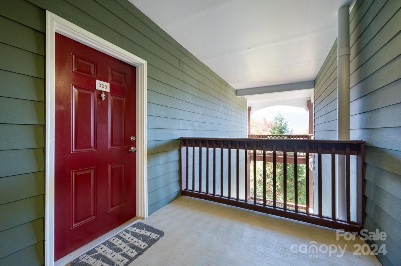 Property image 4 at 1000 Olde Eastwood Village Boulevard, Asheville, NC 28803