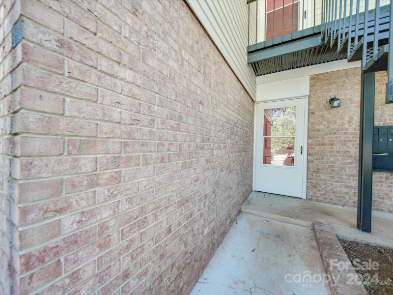 Property image 2 at 4605 Coronado Drive, Charlotte, NC 28212