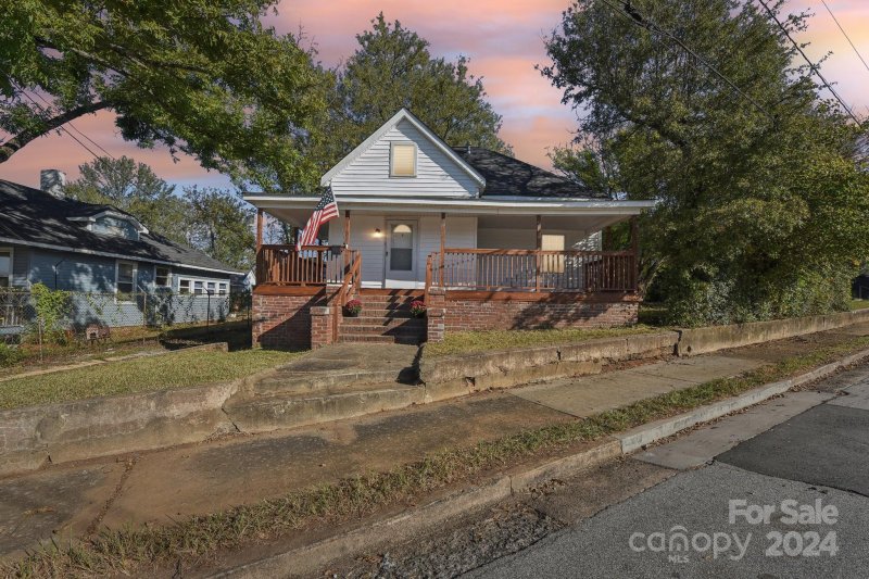 Property image 2 at 528 Hagins Street, Rock Hill, SC 29730