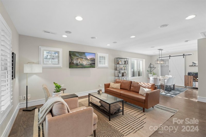 Property image 5 at 309 Keswick Avenue, Charlotte, NC 28206