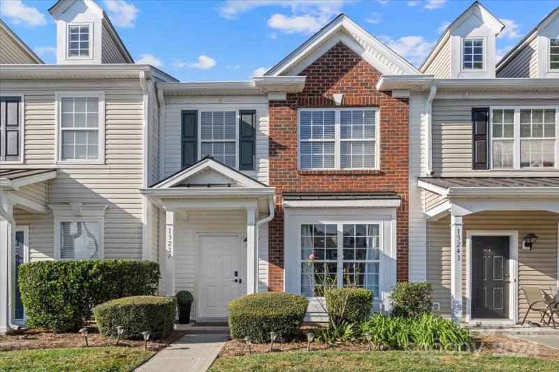 Property image 2 at 13237 Calloway Glen Drive, Charlotte, NC 28273