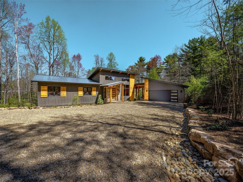 Blackberry Cove, Brevard Community