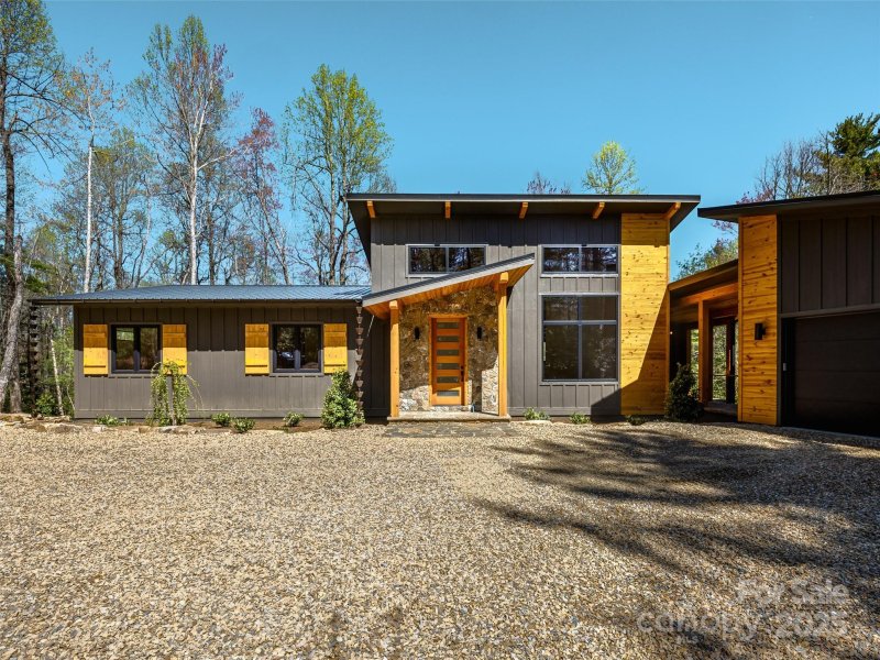 Property image 2 of 141 Danny Lane in Blackberry Cove, Brevard, NC 28712