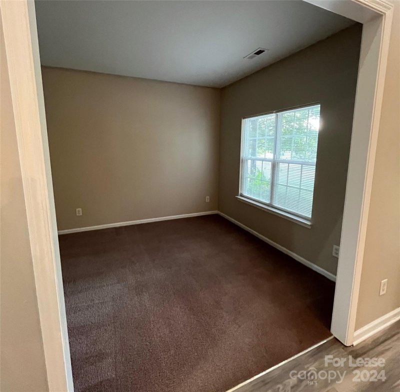 Property image 4 at 5504 Freestone Drive, Charlotte, NC 28216