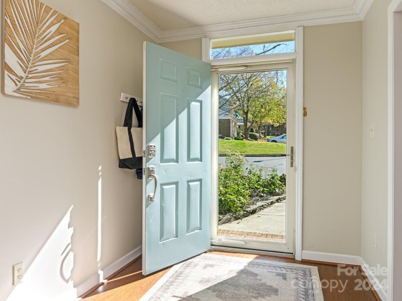 Property image 3 at 4209 Blacktree Lane, Charlotte, NC 28226