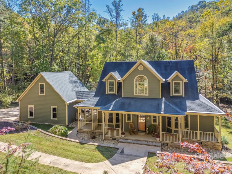 Property image 4 at 526 Rixhaven Drive, Saluda, NC 28773