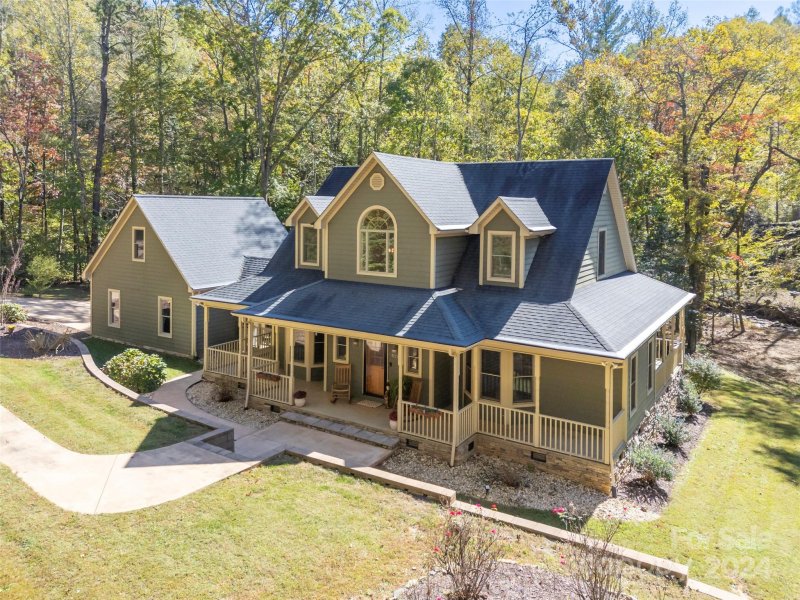 Property image 5 at 526 Rixhaven Drive, Saluda, NC 28773