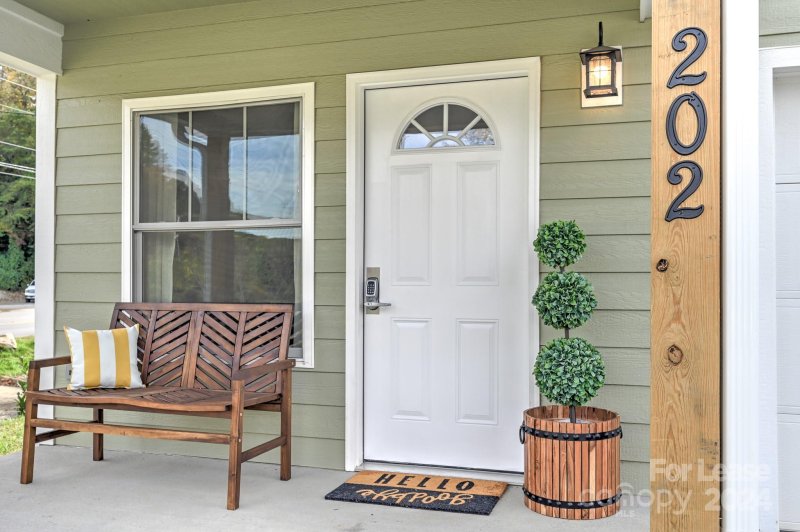 Property image 2 at 202 Sycamore Cove Road, Asheville, NC 28803