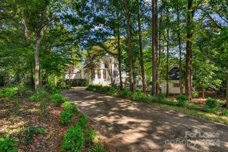 Property image 3 at 5321 Colony Road, Charlotte, NC 28226