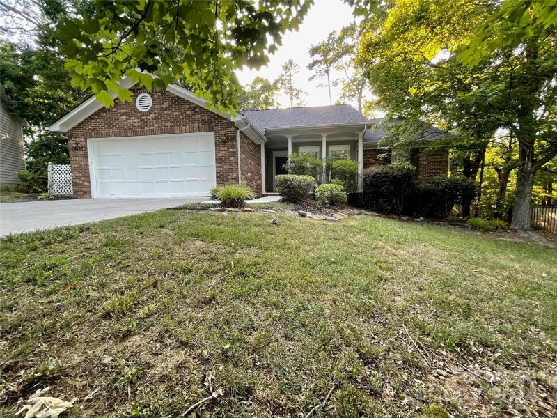 8307 Belstead Brook Court