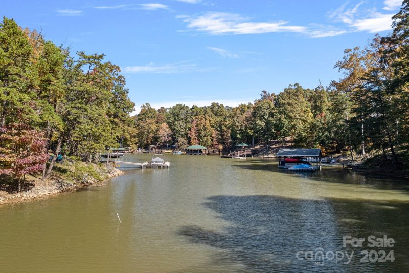 Property image 4 at 110 Bantam Place, Mooresville, NC 28117