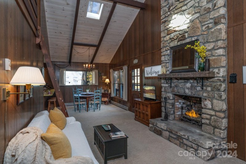 Property image 5 at 219 Greenbriar Road, Beech Mountain, NC 28604