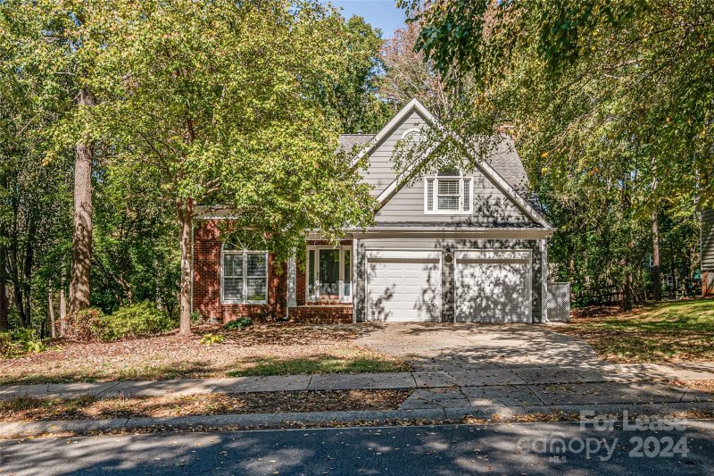 Property image 3 at 6716 Elmstone Drive, Charlotte, NC 28277