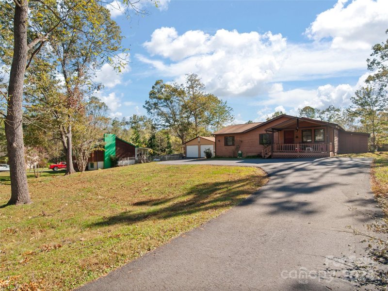 Property image 3 at 24 Palatka Street, Arden, NC 28704